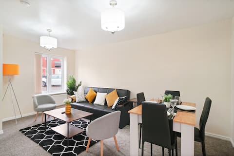Cosy Ineza House in Birmingham City, UK m