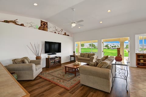 Top performing Airbnb: Perfect Desert House in Desert Hot Springs