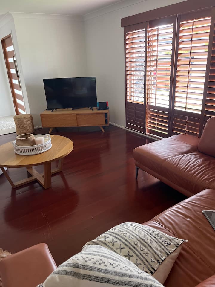 Spacious And Family Friendly 4bedroom Home + Pool - Springbrook National Park