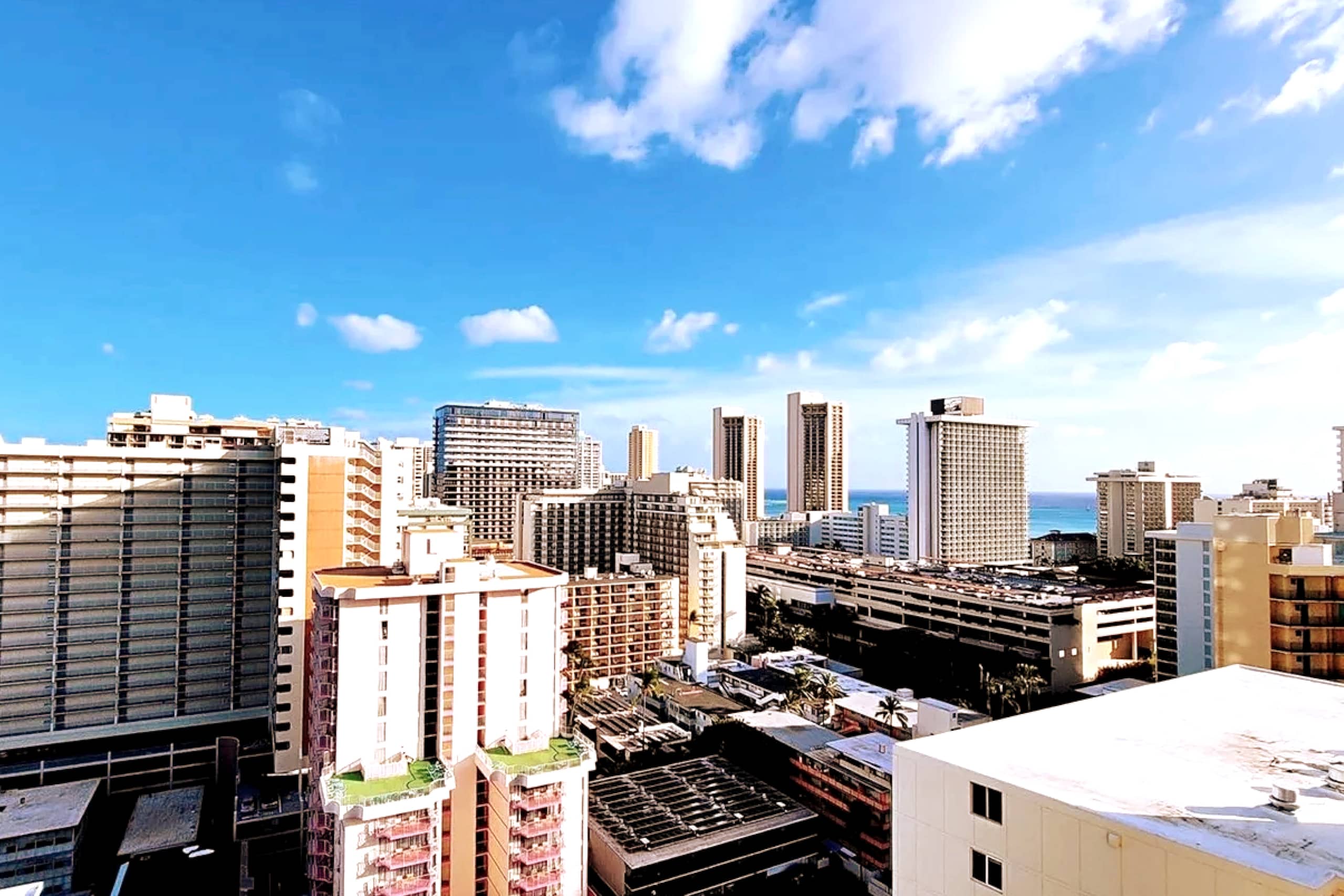 Condo in Honolulu · ★4.91 · Studio · 2 beds · 1 bath - Image 25