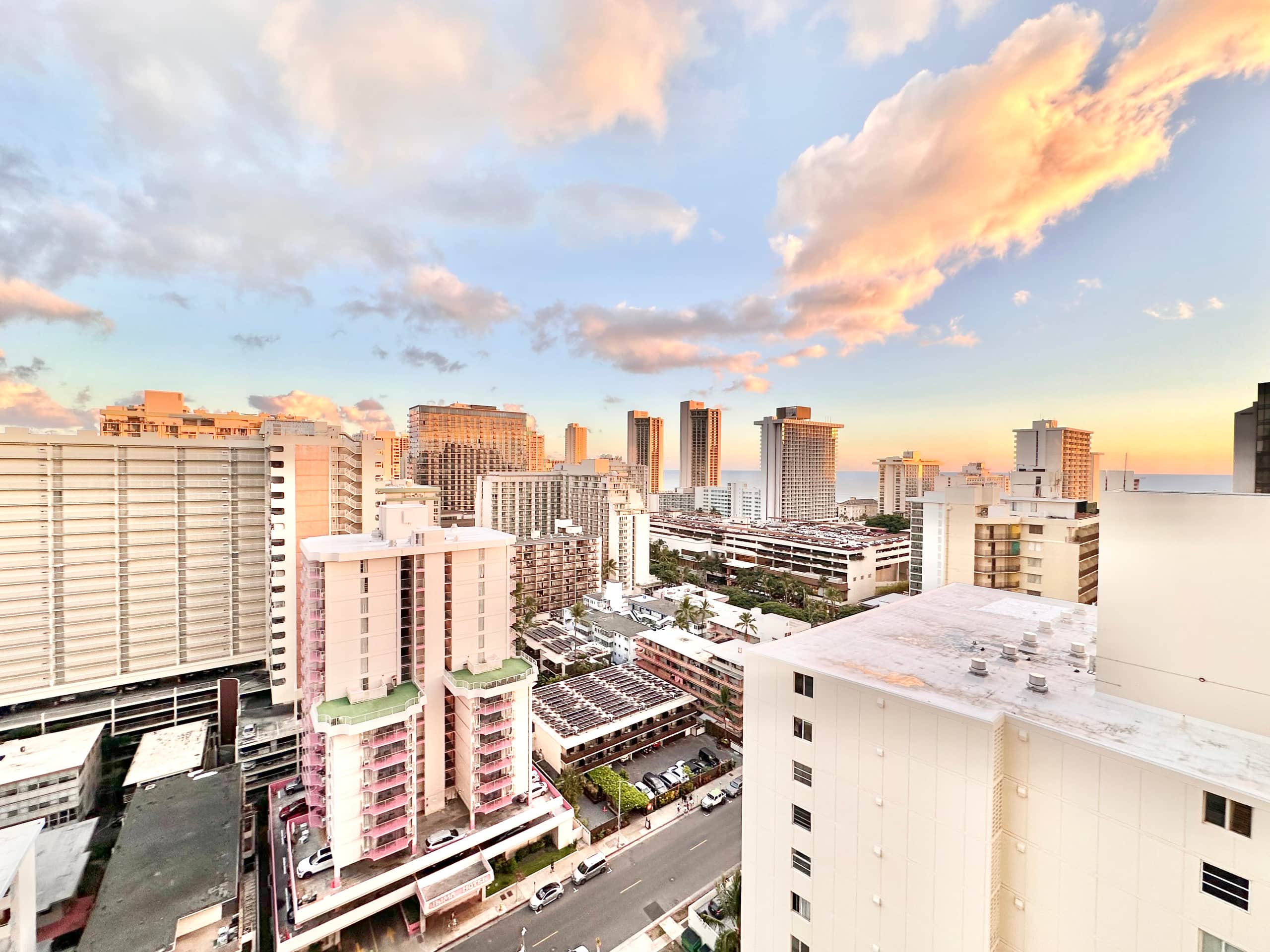 Condo in Honolulu · ★4.91 · Studio · 2 beds · 1 bath - Image 26
