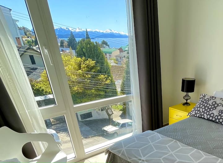 Bariloche Centro apartment. Beautiful view. Apartments for Rent in