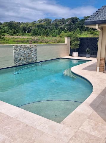 Private luxurious 4 bedroom family home with pool