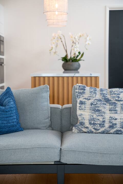 Top Airbnb: 48B - Book 2 nights/get 1 night free. T & C apply in Hyams Beach