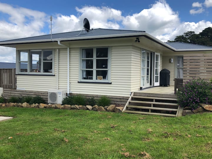 3bedroom home in rural area 15 mins to Whangarei Cottages for Rent