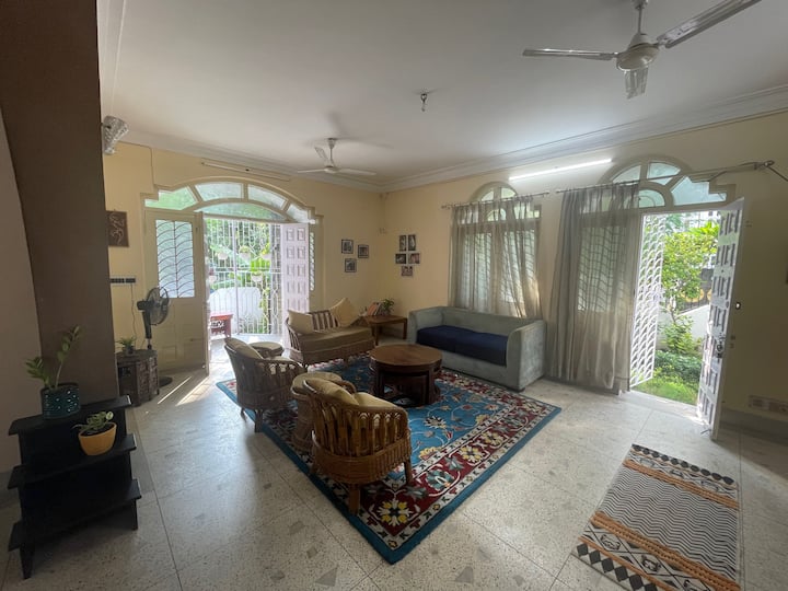 Lovely Bungalow In The Heart Of Saltlake - Kolkata (Calcutta)