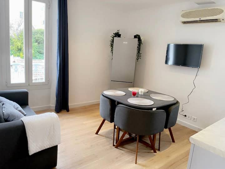 4 Beds Apartment With Air Conditioning  In Cannes - Cannes