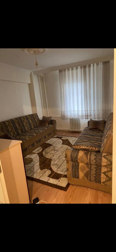 Friendly, warm and clean apartment next to the hill.