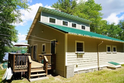 Lake Front Cabin on Desirable Highland Lake