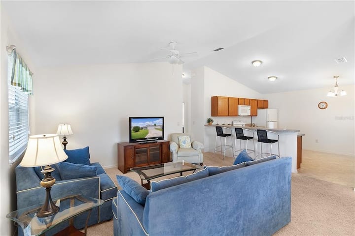 Beautiful Home In The Heart Of The Villages. - The Villages, FL