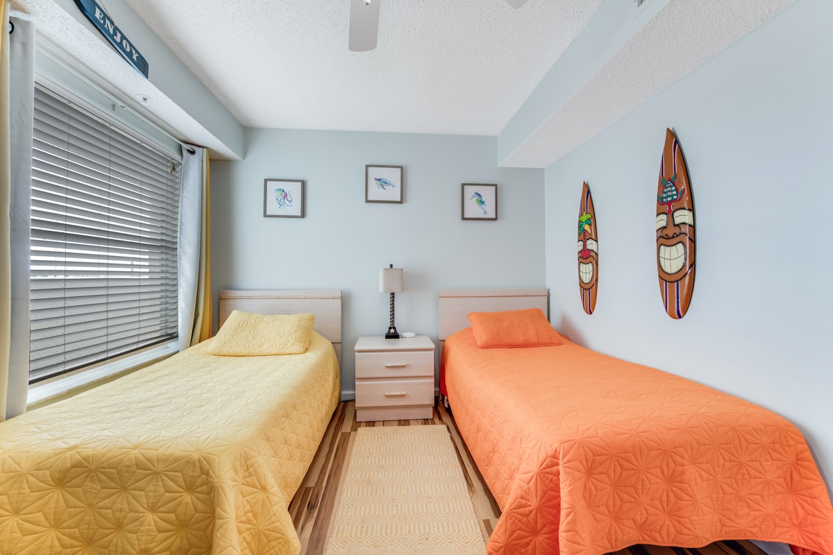 Updated Oceanfront Condo