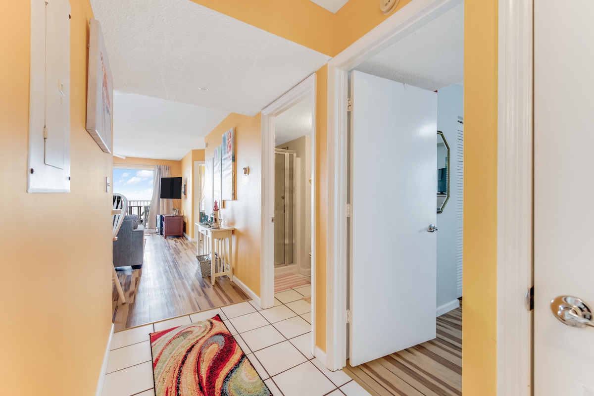 Updated Oceanfront Condo