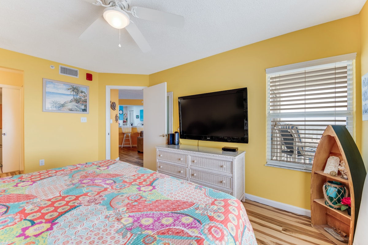 Updated Oceanfront Condo