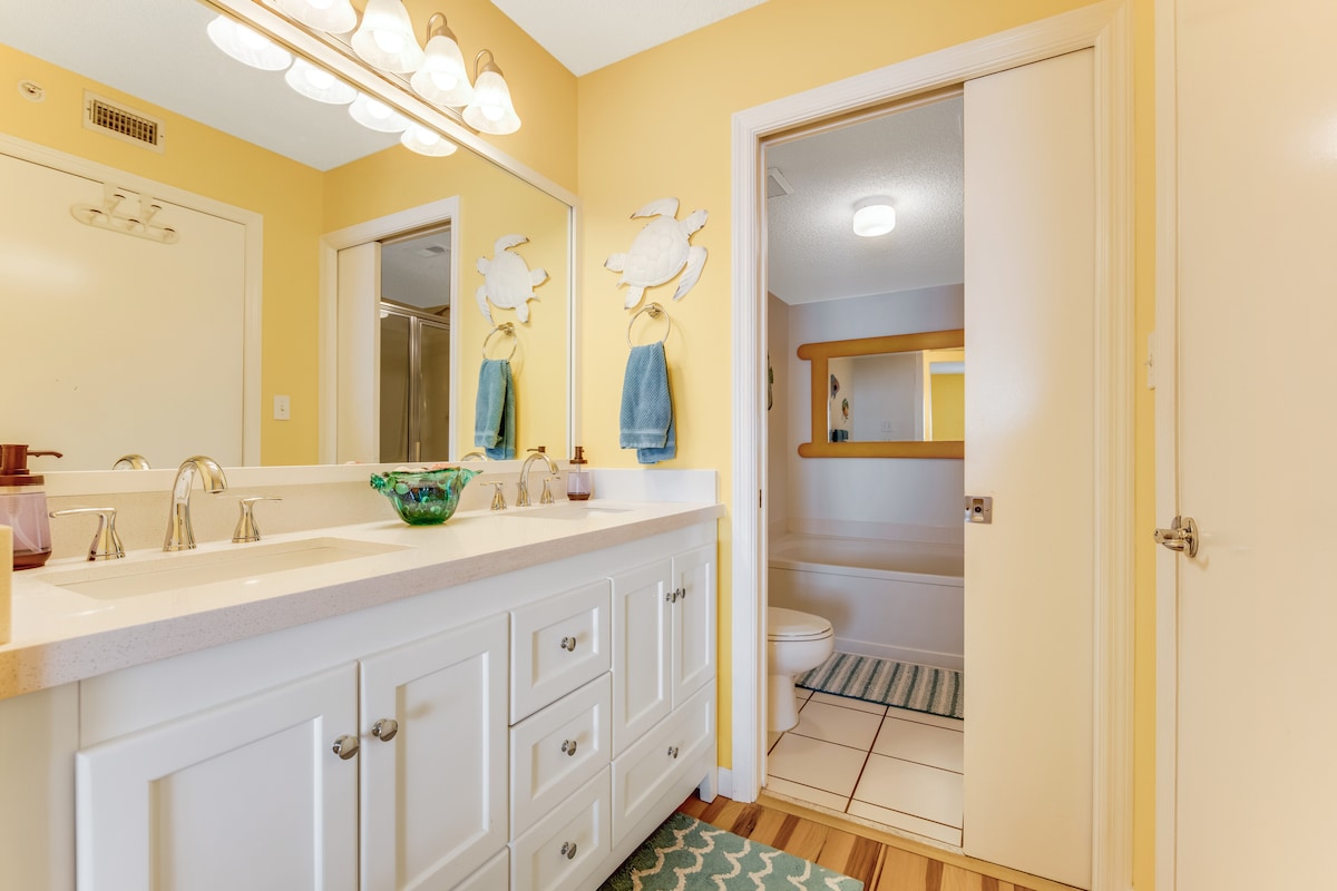 Updated Oceanfront Condo