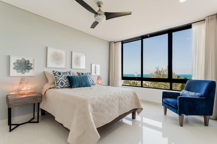 Spálne majú krásny výhľad na oceán a východ slnka. Predstavte si, že sa každé ráno prebúdzate, aby ste si to určite užili. 