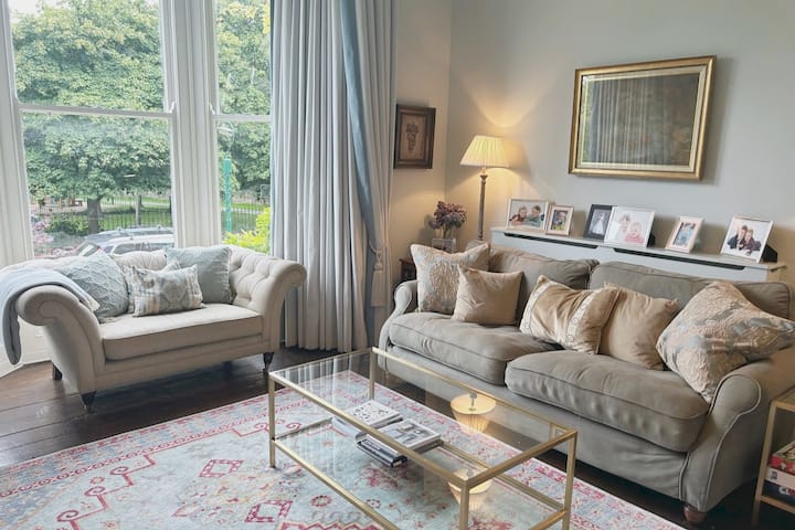 Victorian Fully Renovated 5 Bedroom House - Dublin