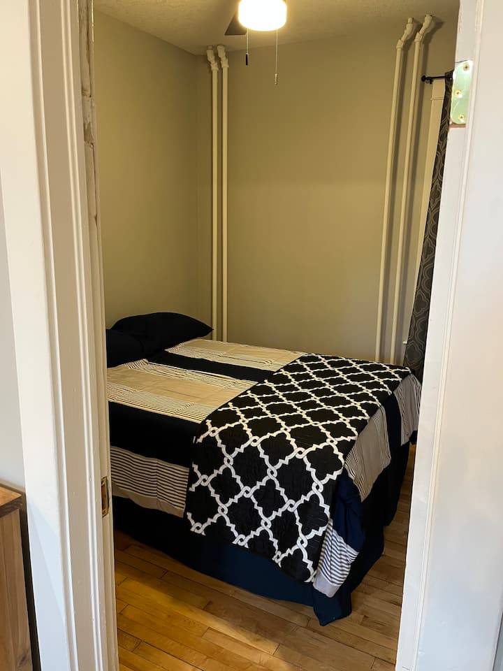 Спална соба со спуштање