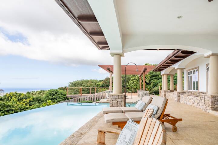 Luxury Kona Mansion: Infinity Pool & Epic Views gallery image 3