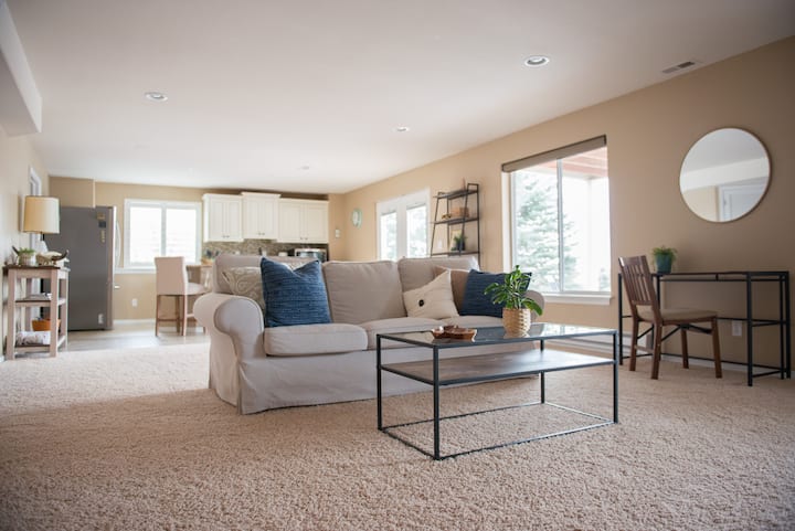 Stunning Views, Location & Trails! 5 Min To Usafa - Colorado Springs