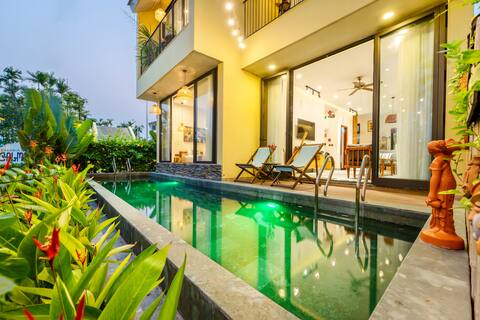 [C6] 3BRs w/ River View &Private Pool - Free Bike