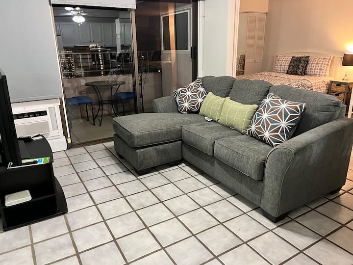 Waikiki Royalkuhio 25f 1 Bed Studio/ih/freeparking - Honolulu, HI