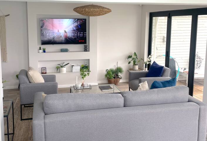 Sea Point Splendour gallery image 2