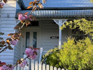 Stay near Blue Mountains