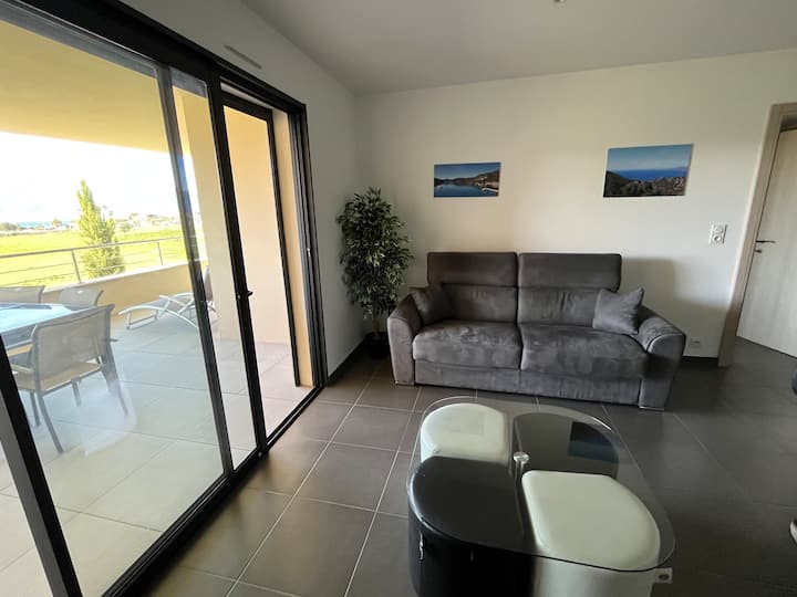 SALON AVEC CANAPE CONVERTIBLE 