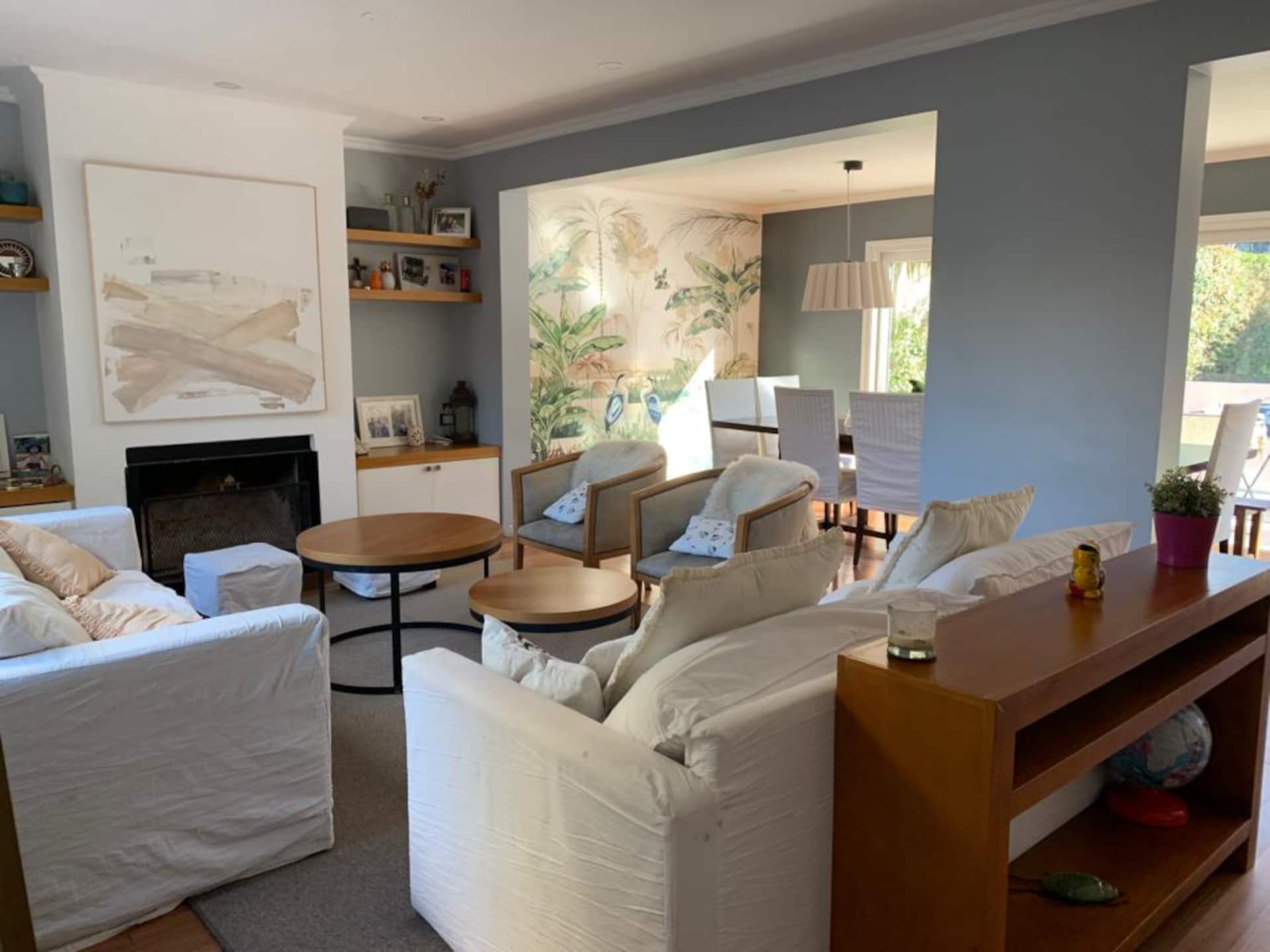 House in Barrio Cerrado, comfortable and bright