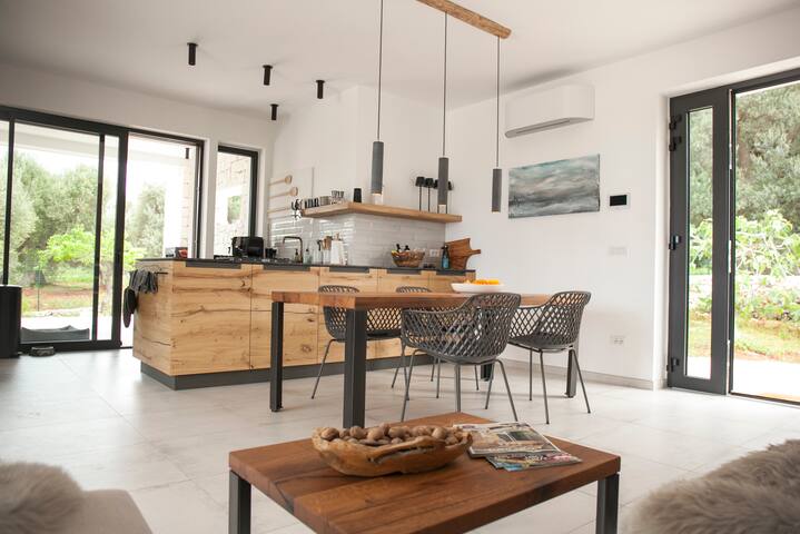 Feelgood in Casa Pippo seaview pool sauna gallery image 3