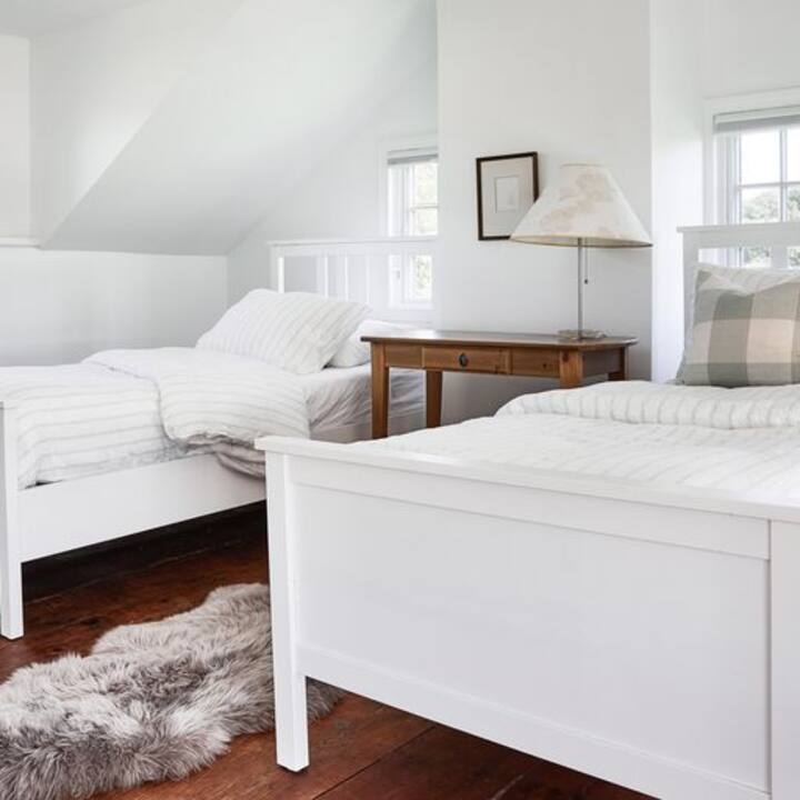 two twin beds, upstairs