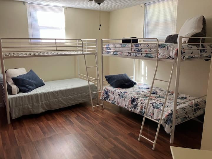 საძინებელი 2