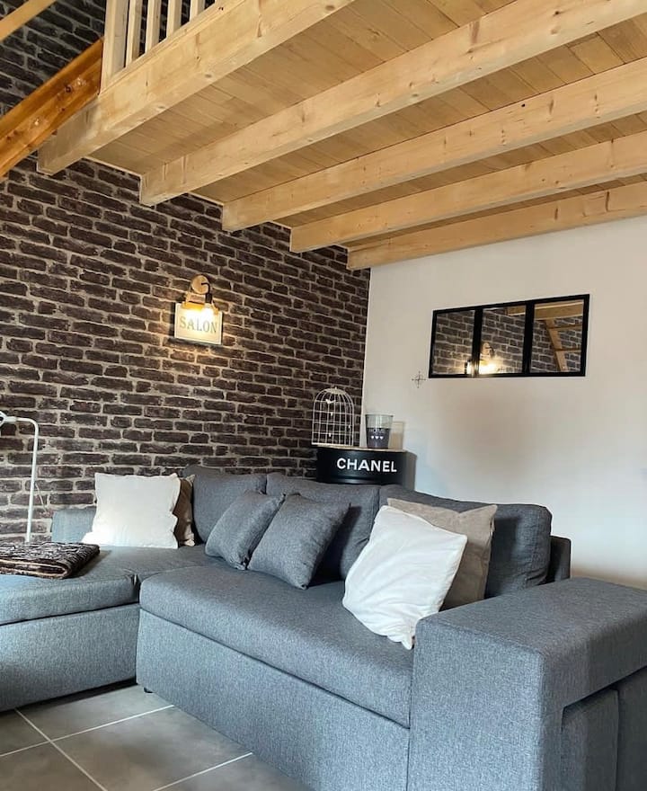 Maison De Ville En Pierre Avec Piscine - Frankrijk