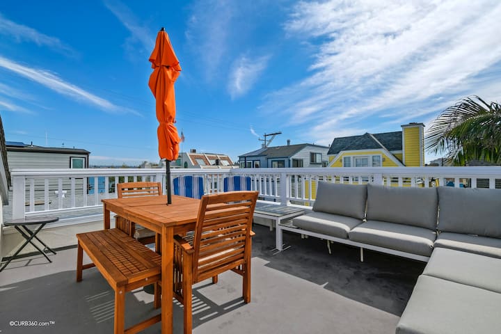 Pacific Beach Palace