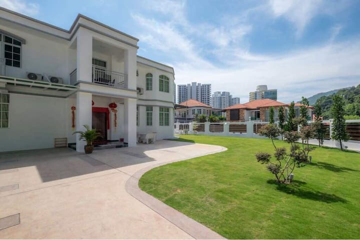 GAIA Realty and Hospitality Sdn Bhd managed Airbnb listing 1