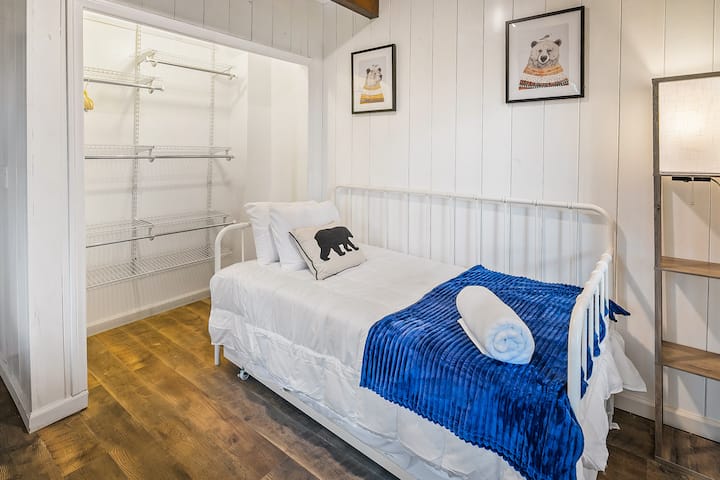 ორსაძინებლიანი 