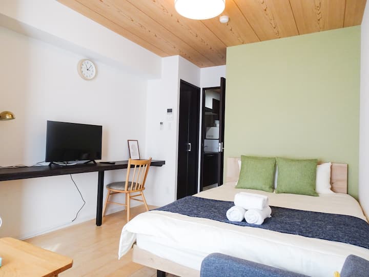 Bedroom panoramic view, 140 * 200 double bed