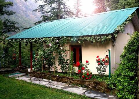 River View wooden cottage