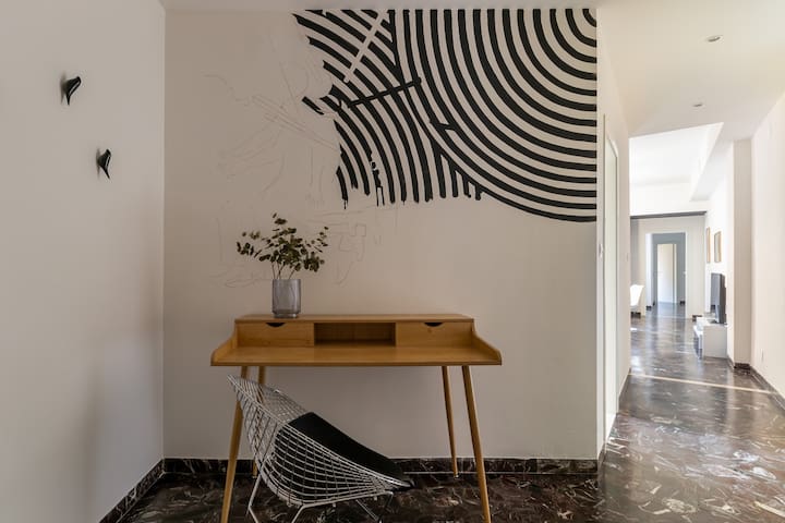 Everyday Apartments Petroni 18/2 gallery image 3