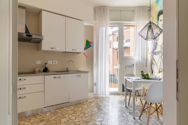 Everyday Apartments Petroni 18/2 gallery image 5