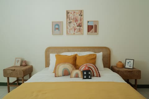 2 Bedroom & the whole Homestay