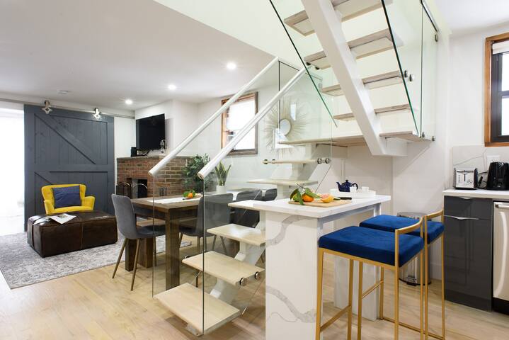 75-5D NEW Quality 3BR Duplex W&D Elevator gallery image 5