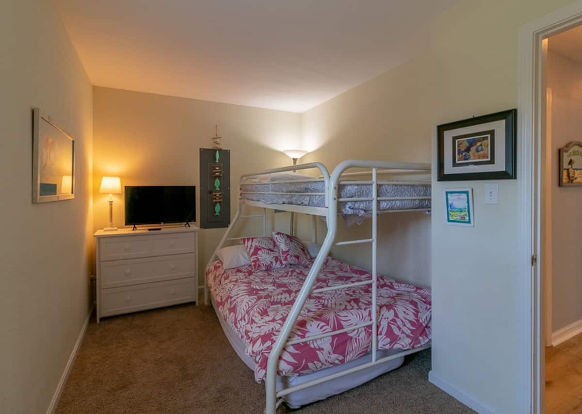 Bunk room, a favorite with the kids