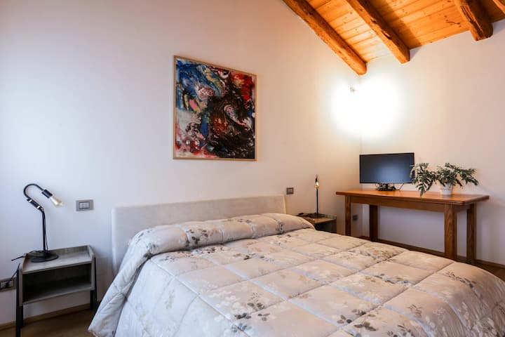 ห้องนอนใหญ่/ห้องนอนใหญ่