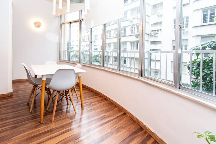 12COPA| 2 quartos, acolhedor, 150m da praia gallery image 3