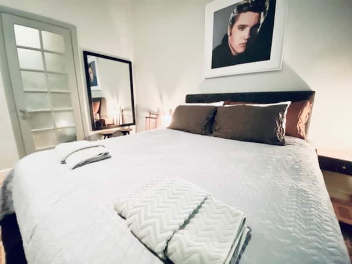 Bračni krevet (160x200) - glavna spavaća soba