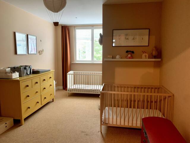 Beautiful 2 Story Home in ‘De Pijp’ gallery image 4