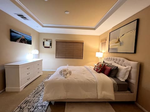 entire 3-bedroom 3bathroom townhouse with pool.