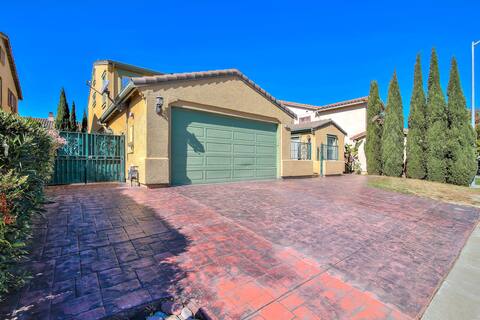 Gorgeous Napa County 4 Bedrooms & 4.5 Bathrooms