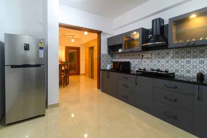 Kitchenette image 1